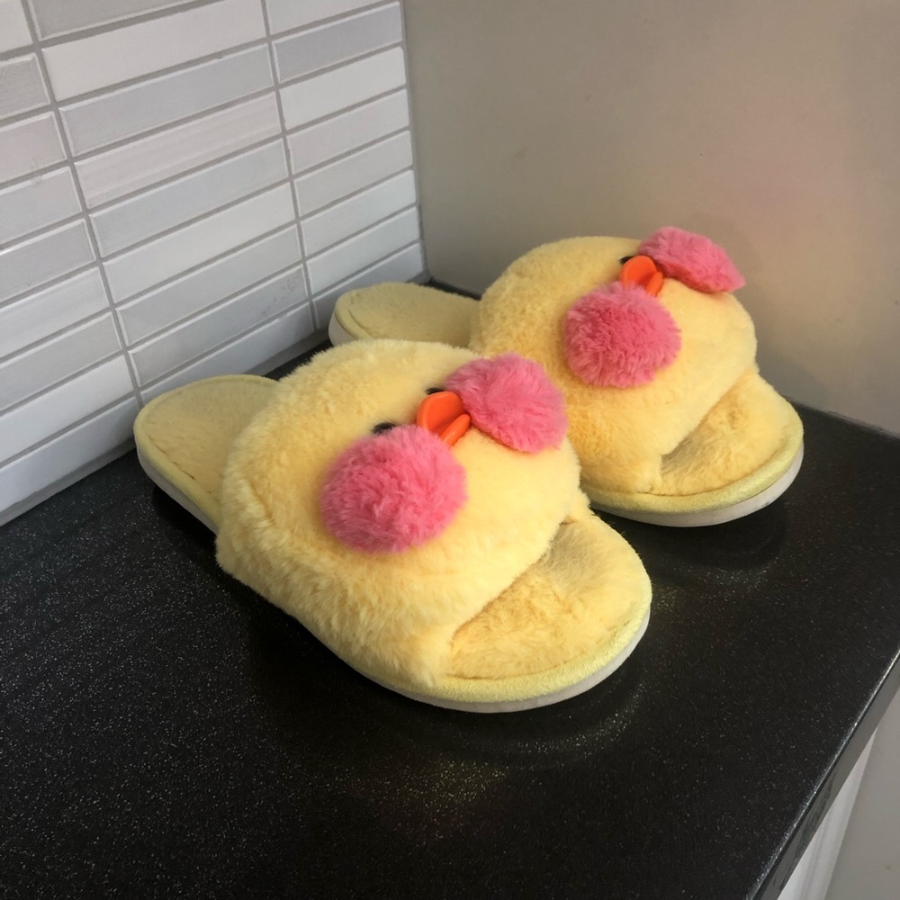 Ladies fuzzy duck slippers